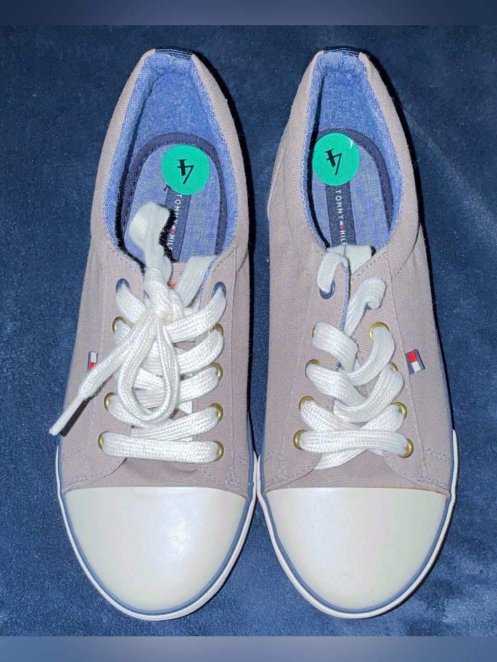 NEW Tommy Hilfiger Kids size 4 Taupe Canvas Lace-Up Sneakers